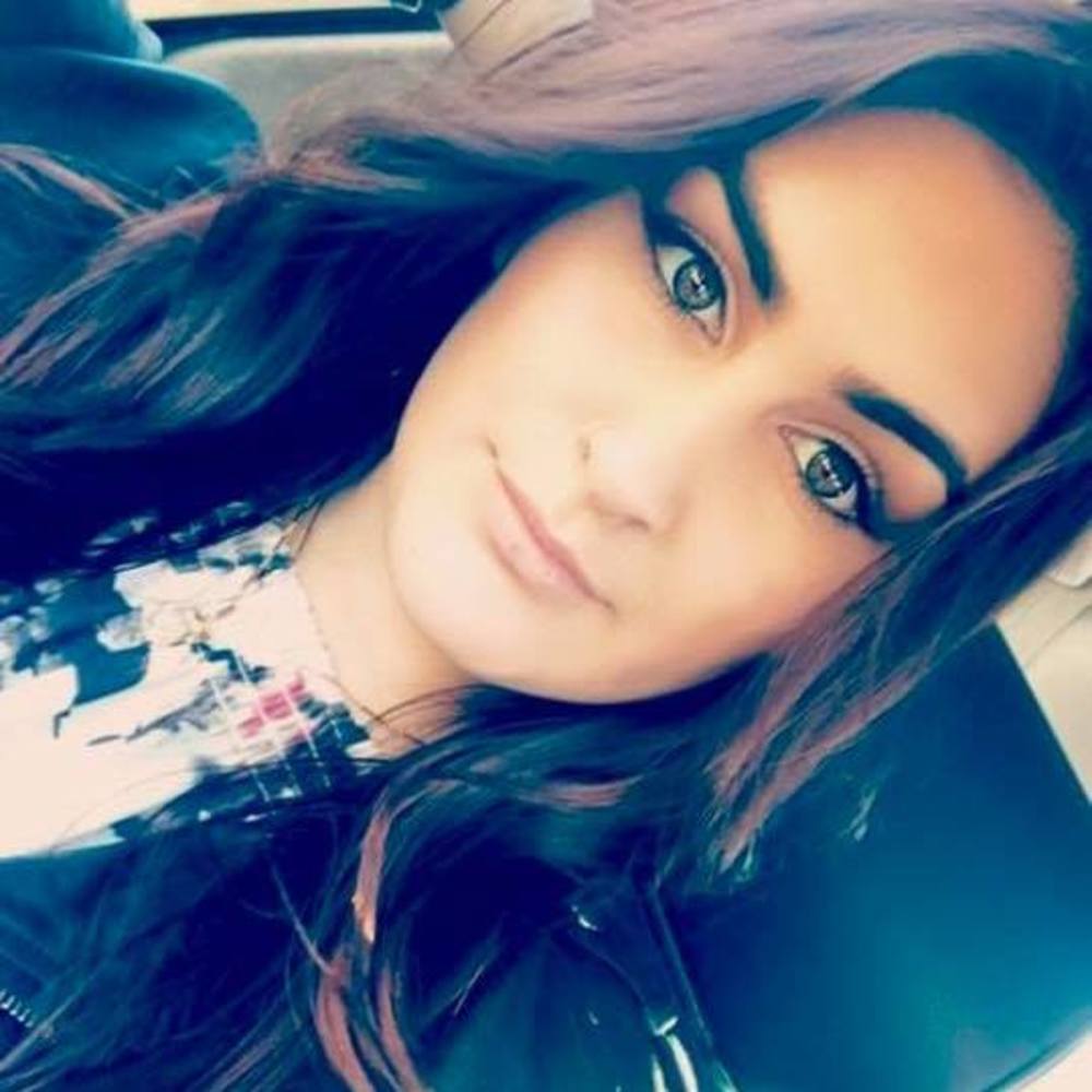 Meet your Posher, Caroline